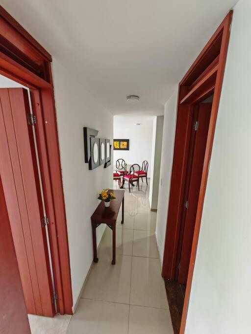 Tu Muy Cerca Al Centro Pereira Apartment