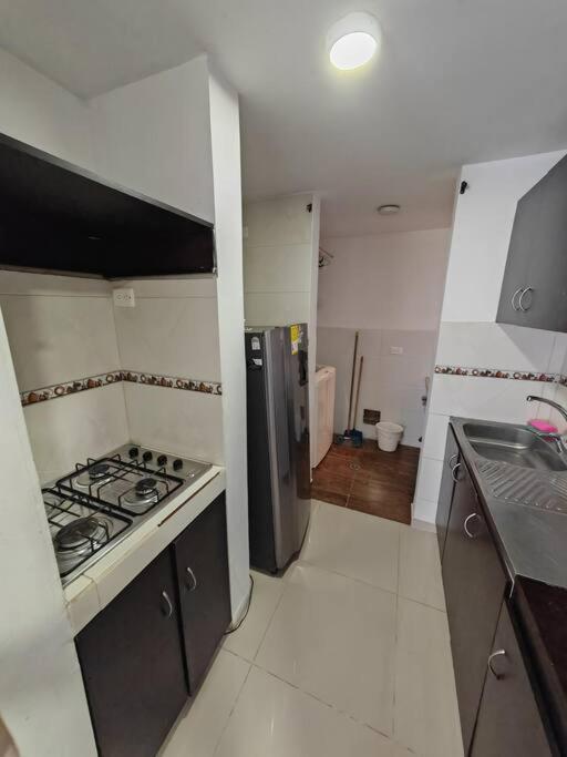 Tu Muy Cerca Al Centro Pereira Apartment